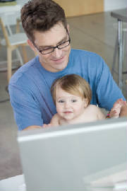 webassets/dad_and_child_and_computer.jpg